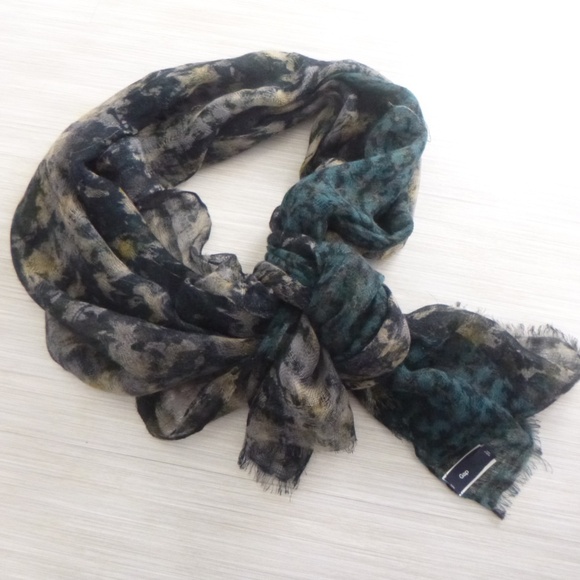 GAP LONG SHEER SILKY WOOL SCARF w/BONUS GIFT - Picture 13 of 15